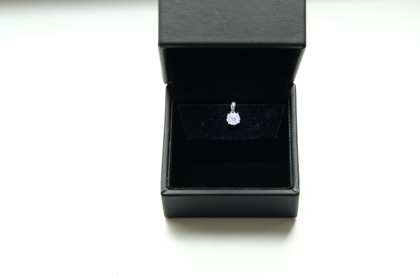 Hanne pendant