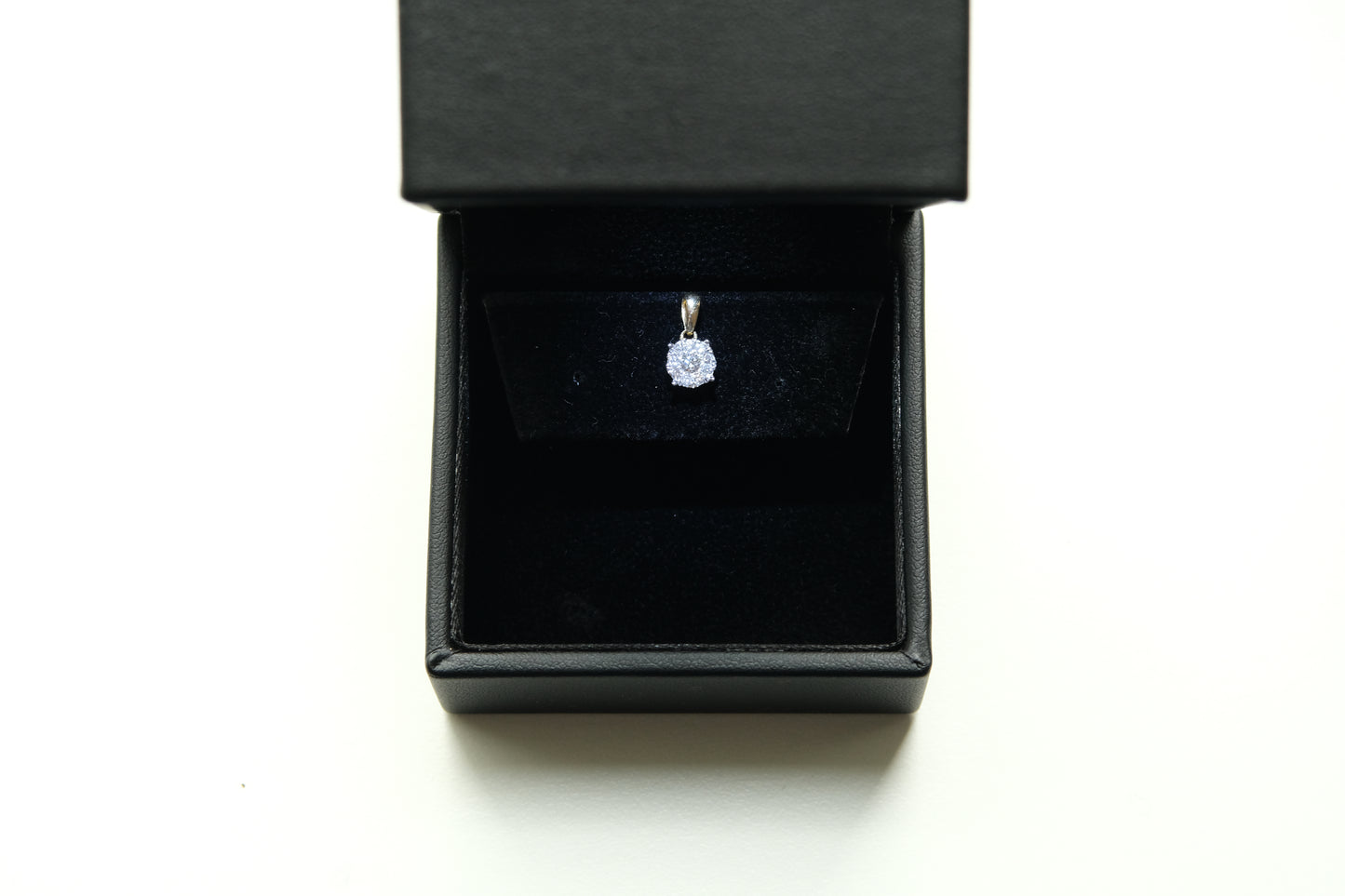 Hanne pendant